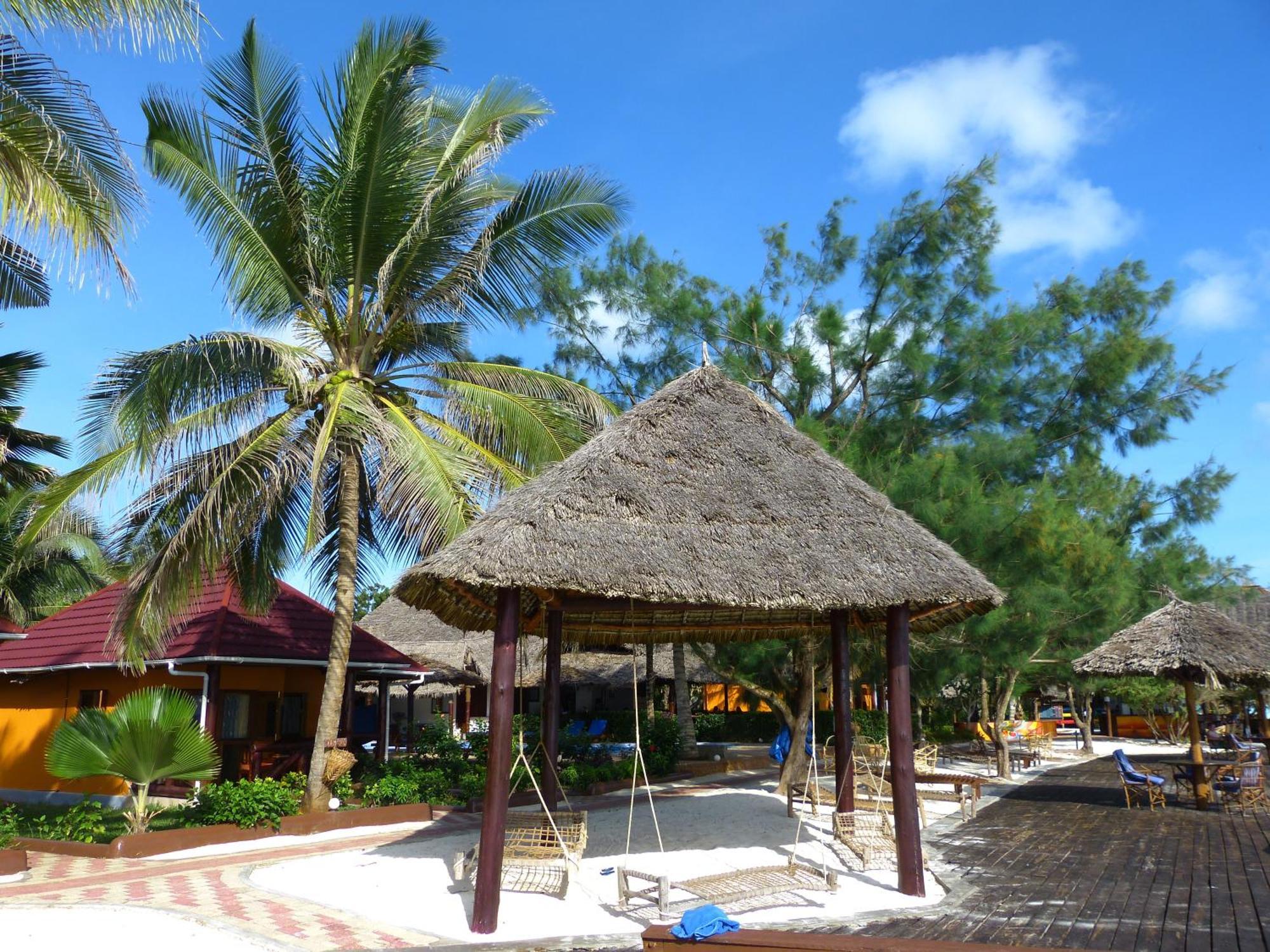 Mnarani Beach Cottages Nungwi Eksteriør billede