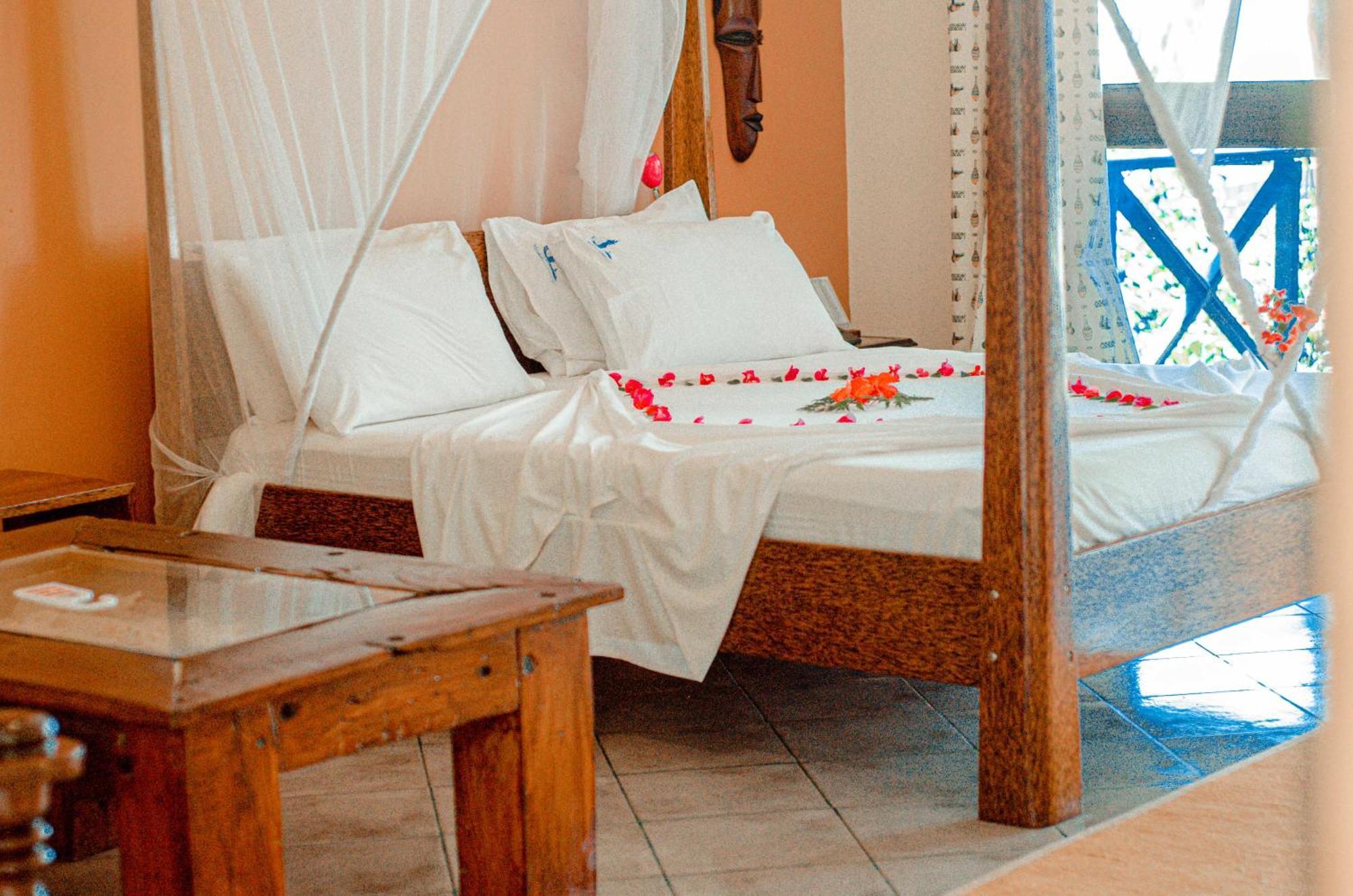 Mnarani Beach Cottages Nungwi Eksteriør billede